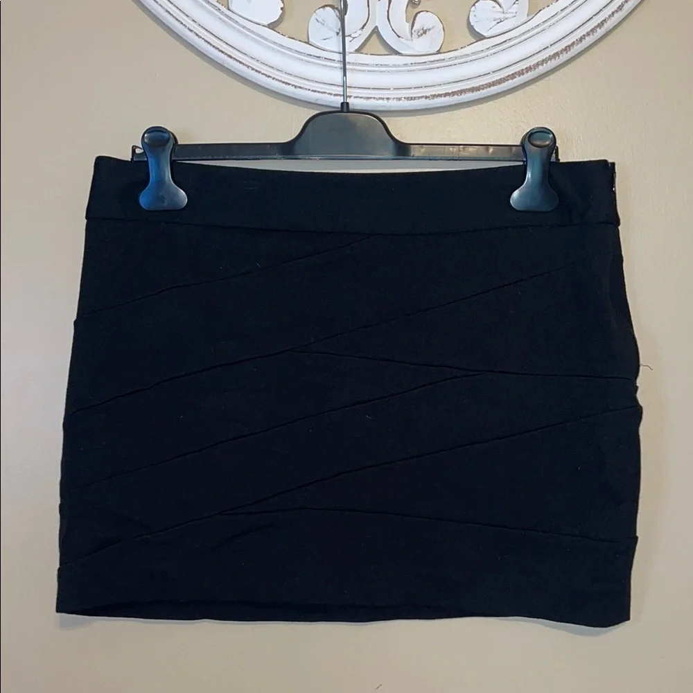 Express women’s 12 large skirt mini black stretch basic night out date party